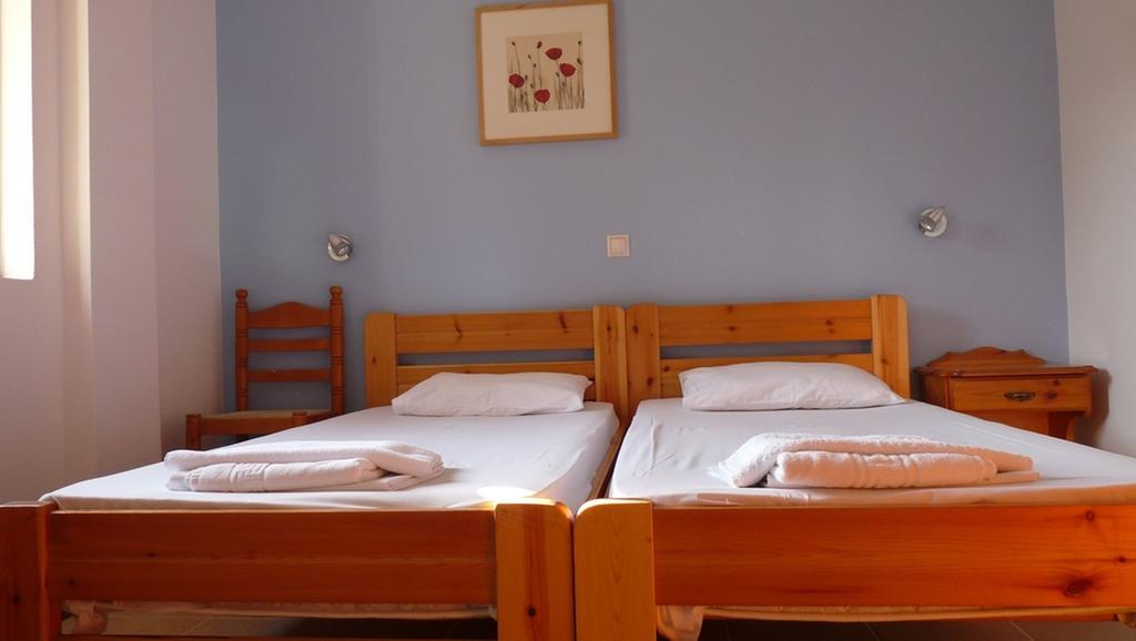 Nikolaki Rooms Pórto Ráfti Kültér fotó